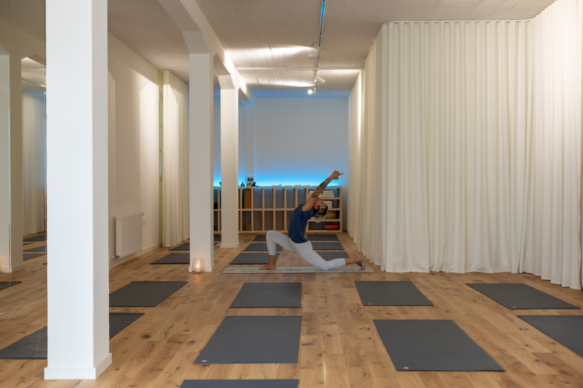 DEVA-yoga-123